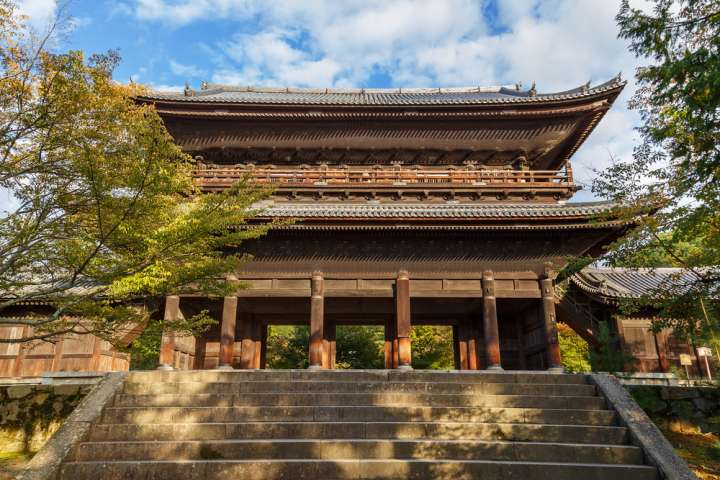 6953A4E6-2616-47EF-A04B-5B5005DDA302 絶景かな、絶景かな。三門からの開放的な京の眺望「大本山 南禅寺」