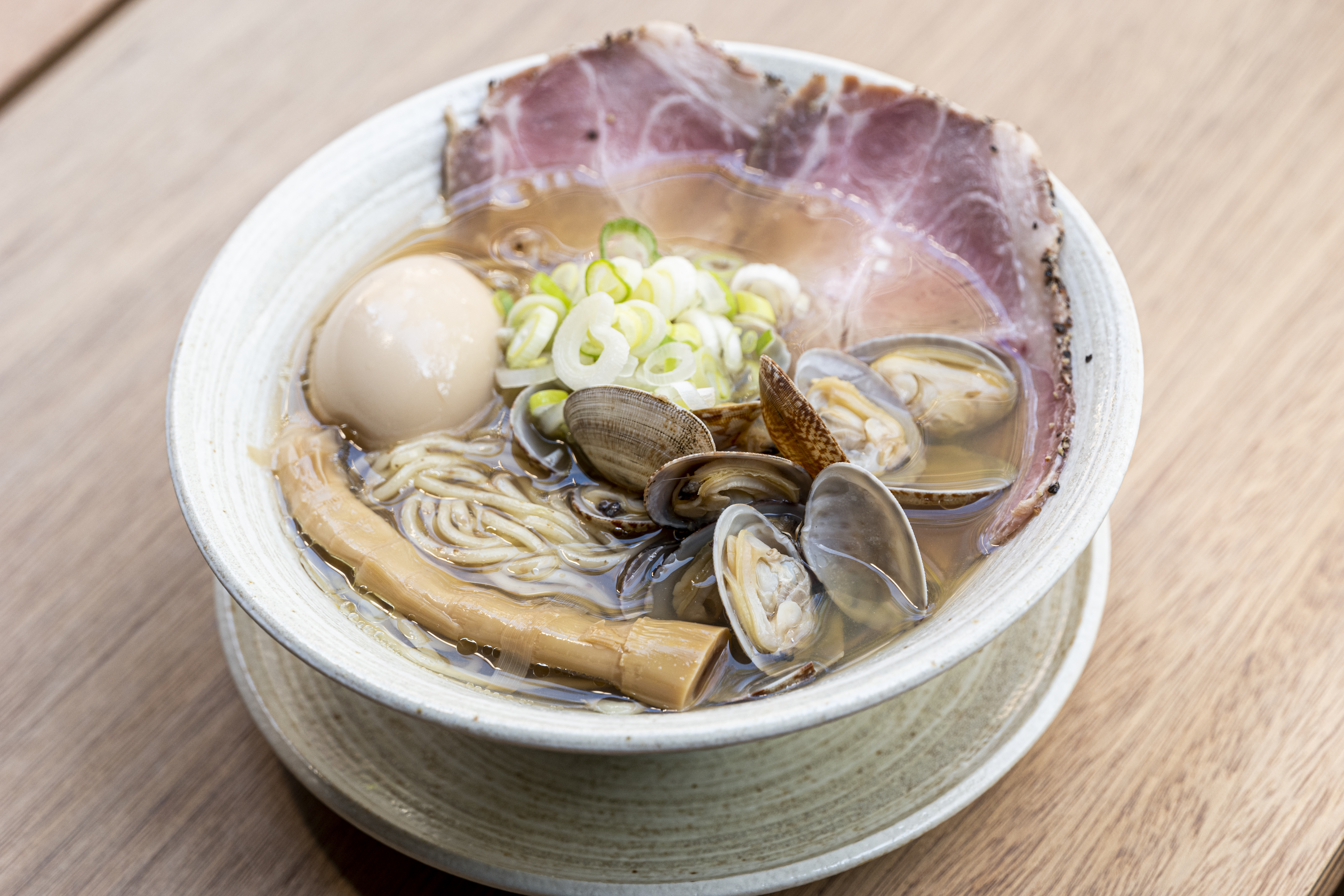 お酒の後にもぴったりのあっさり細麺